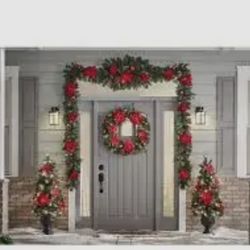 Home Accents Holidays 4-piece Pre-lit Decor