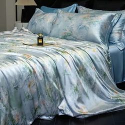 Blue Watercolor Washed Silk Bedding King Size– Silky Soft, Glossy Shine, Hidden Zipper Duvet Cover
