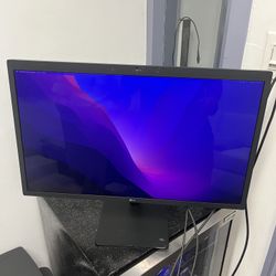 LG Ultrafine Display 27 Inch 5K (5120 X 2880)