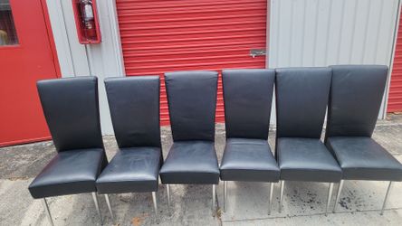 Set of 6 Chairs. Dining chairs. Eco leather.