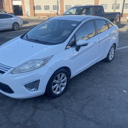 2011 Ford Fiesta SEL