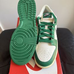 Nike Dunk Low Lottery Pack - Sz. 9
