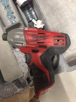 Milwaukee 12V impact drill