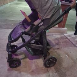 Graco Stroler And Baby Carrier 