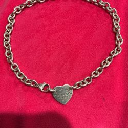 15 1/4” to Tiffany & Co New York Heart Necklace Sterling Silver Inv 2.16 Choker