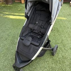 Thule Spring Stroller
