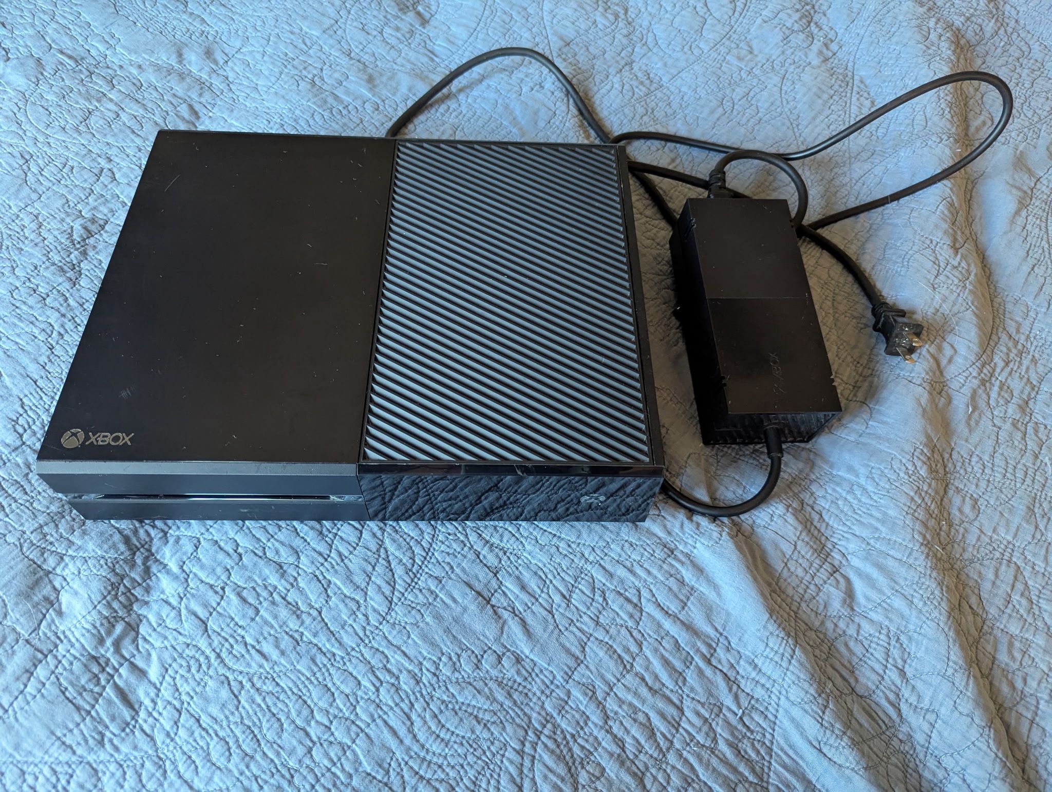 Xbox One - Read Description, Comes With GTA.