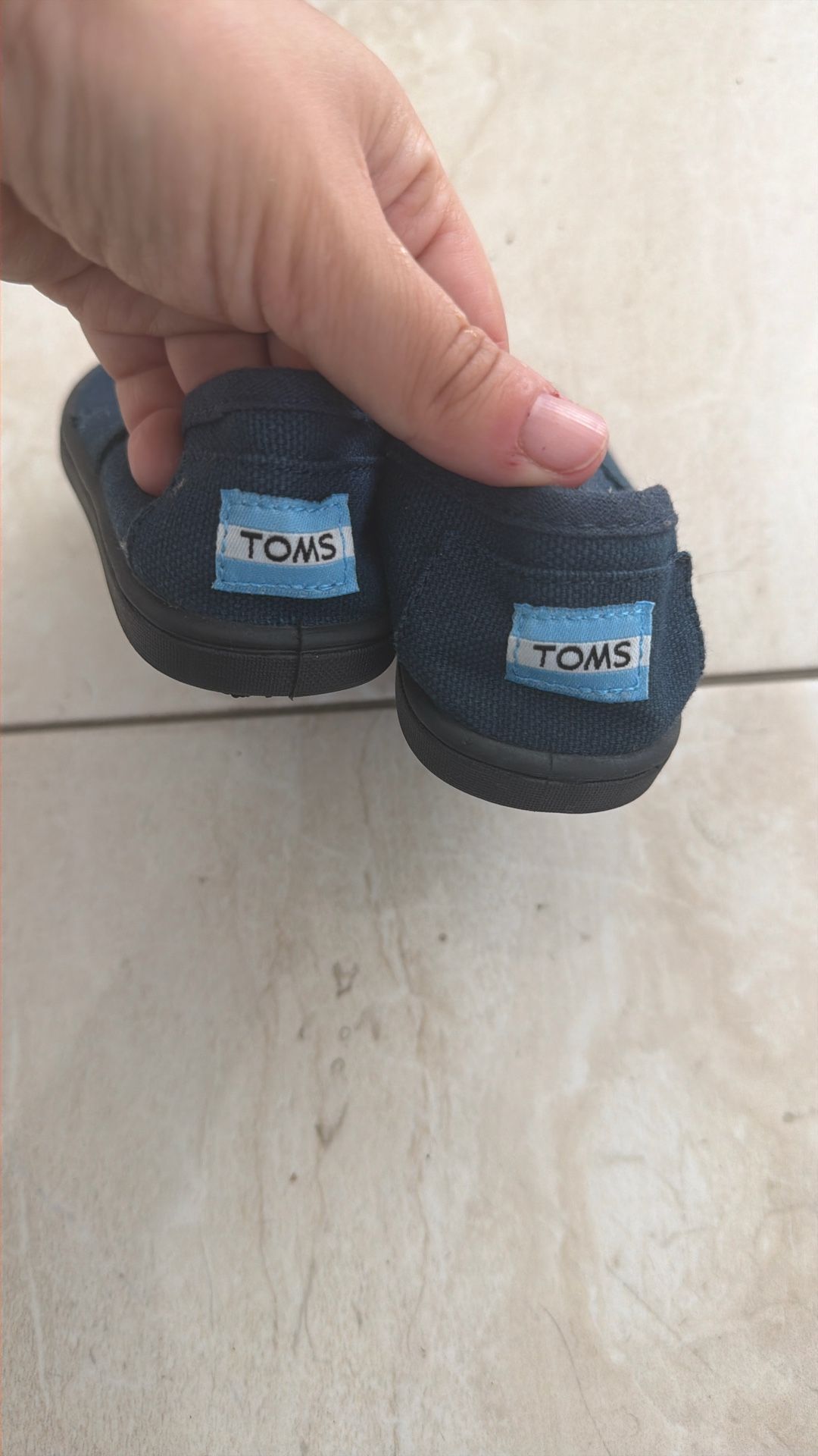 🆕 Tom’s Shoes. Size 7 Kids. NEW! $8