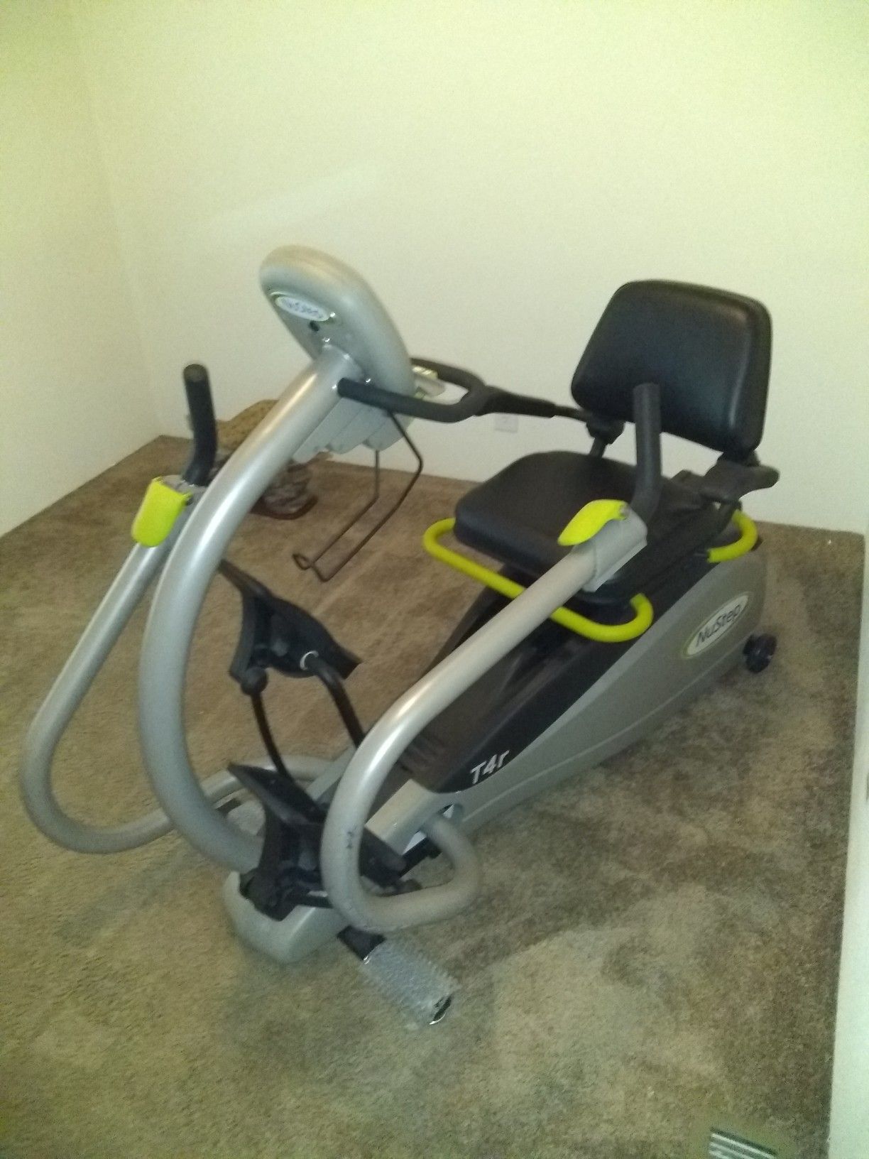 NuStep T4R Recumbent Cross Trainer 45000