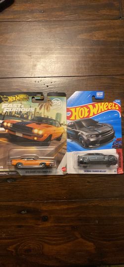 Fast Furious Baracuda & charger hellcat hot Wheels