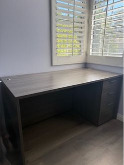Modern Office Desk with 3 Drawers