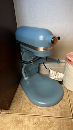 Kitchen Aide Mixer
