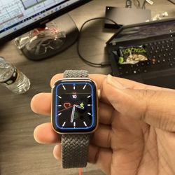 iWatch SE 44mm