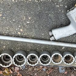 Blue Point 3/4” Set Plus 3/4” Chicago Pneumatic Air Gun