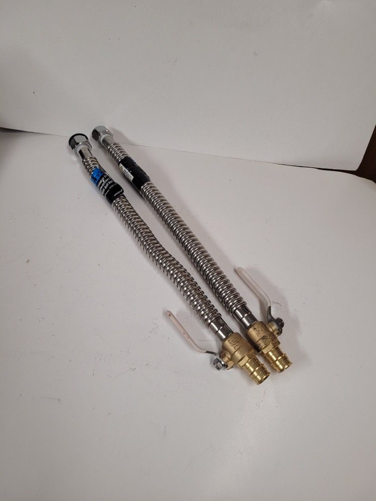 Apollo
3/4 in. x 3/4 in. Brass
PEX-A Barb x FNPT x 18 in.
Corrugated Stainless Steel
Water Heater Connector with
Ball Valve
Store