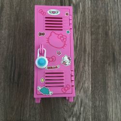 Barbie Locker 