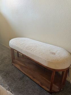 Entryway bench