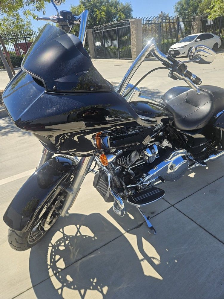 2022 Harley Davidson Road glide special