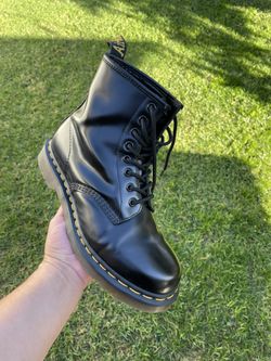 Dr Martens 1460 Smooth Leather Lace Up Boot