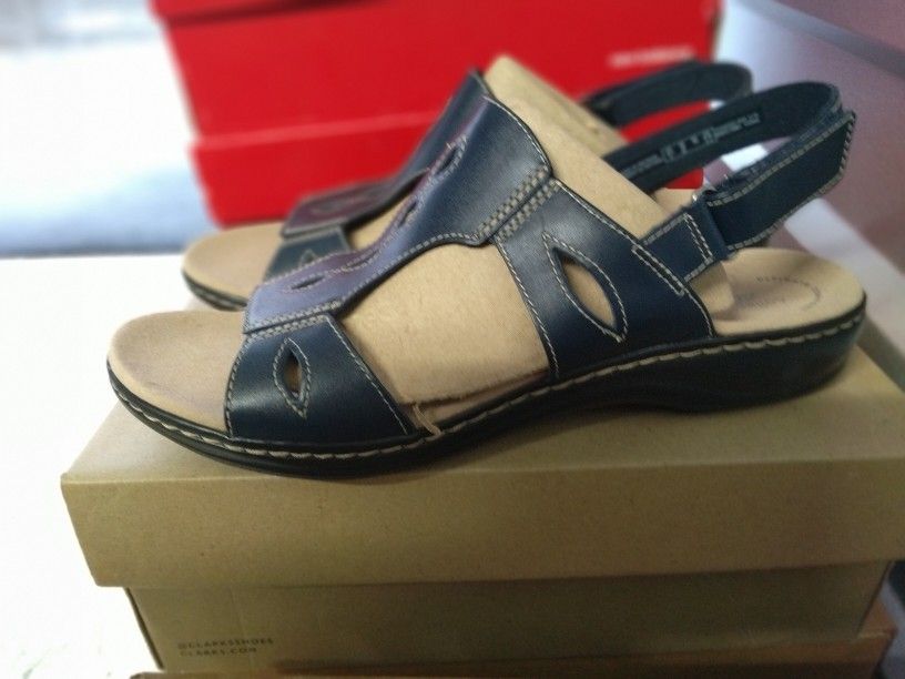 Brand New In Original Box Clark's Brand Women's Sandals Size 11