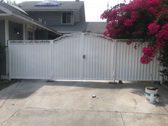 Fence metal
