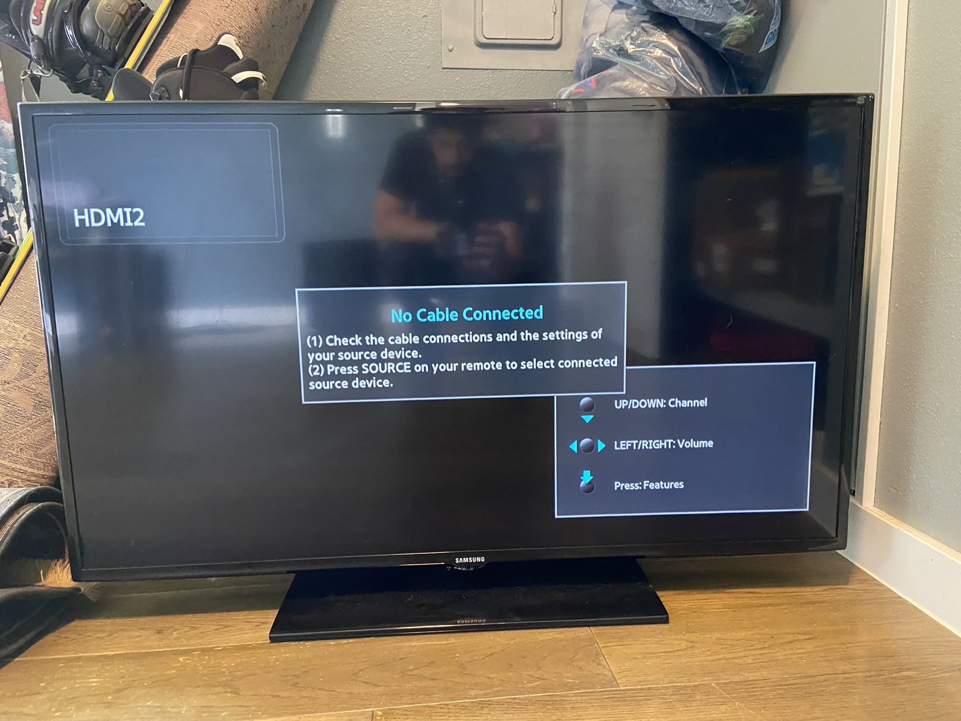 Samsung 40” (inch) TV
