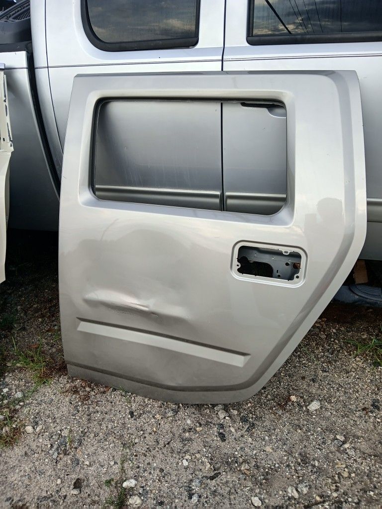 Driver Side Rear Door For 2003 To 2009 Hummer H2