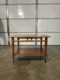 Lane Acclaim Vintage Mid Century Modern Two Tier Side Table c. 1960s