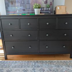 IKEA dresser - 8 drawers