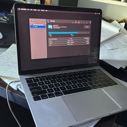Apple Macbook Pro 13” A1708
