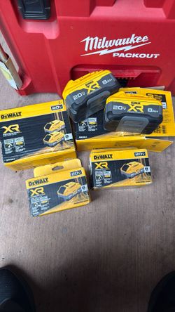 Dewalt XR Power Pack 20v Max 8 Ah Battery (NEW) (120 each Battery) 