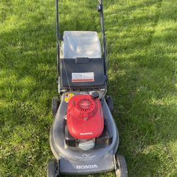 Honda Self Propelled Lawnmower 