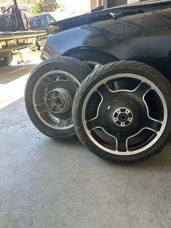 Harley Davidson rims and tires