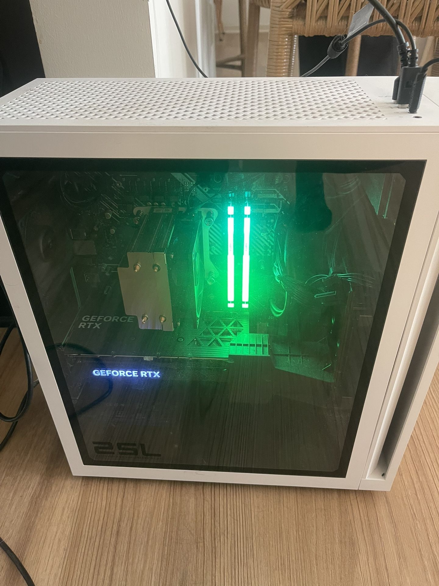 HP OMEN Gaming PC (Intel i7 - 32GB Ram - GeForce RTX 4060 Ti)