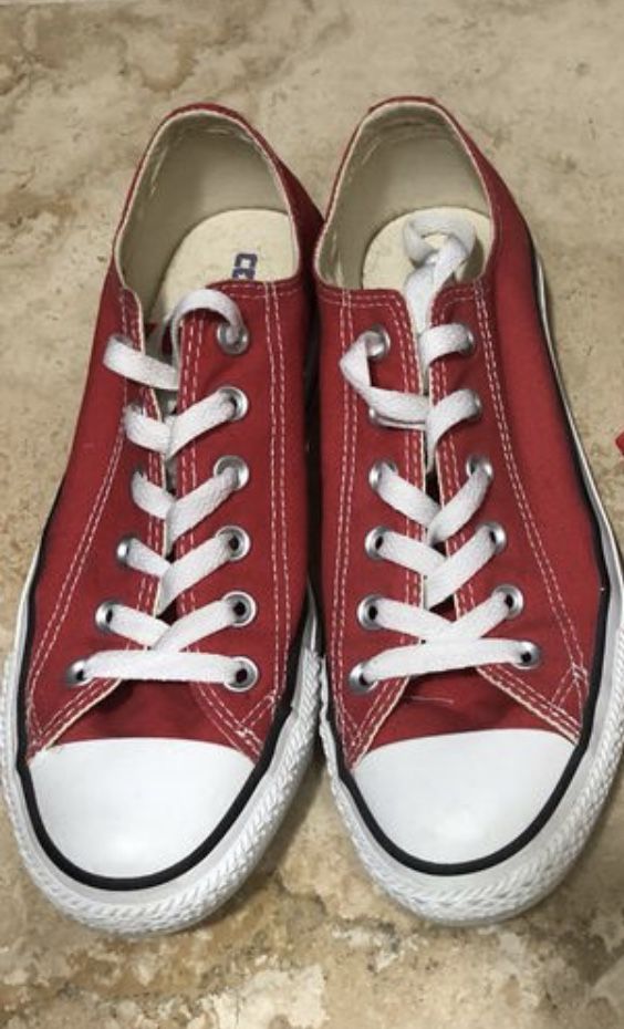 Women’s Size 8 Converse Major Cross Streets Power & Higley