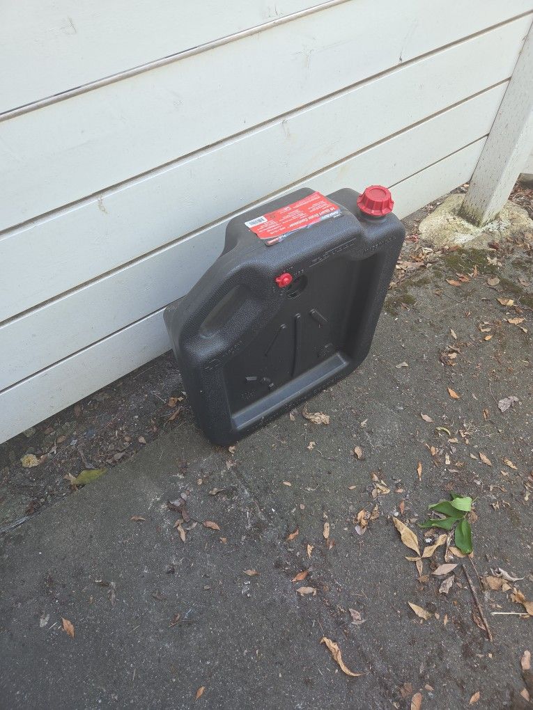 Free Oil Drain Container