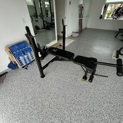 Weight Bench 