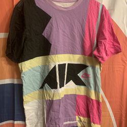 Several NIKE tee Shirts