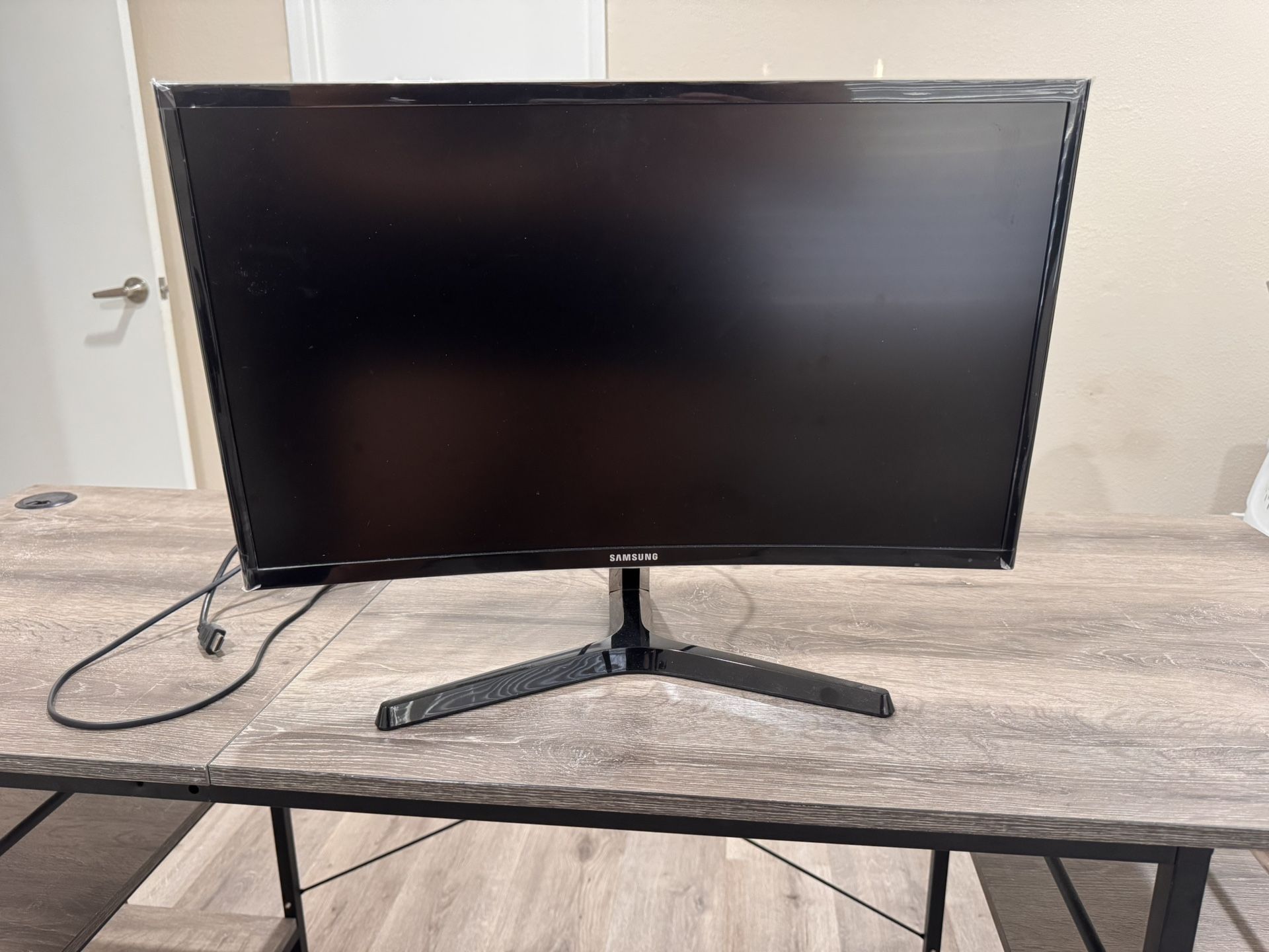 24” Samsung Curve Computer Monitor 