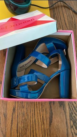 Woman’s Heals (READ DESCRIPTION)