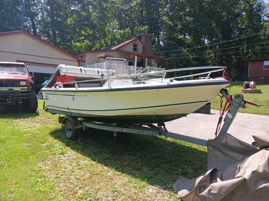 1994 Boston WHALER jet