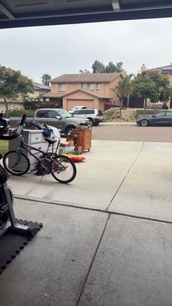 Garage Sale 7:30-9:30 am. 782 Cooper Rd CV 91911