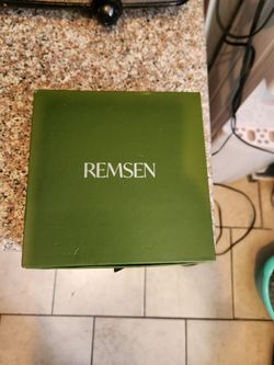 REMSEN Premium Aluminum Pill Container Organizer - Brand New in Box
