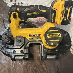 Dewalt 12 Volts Bandsaw 