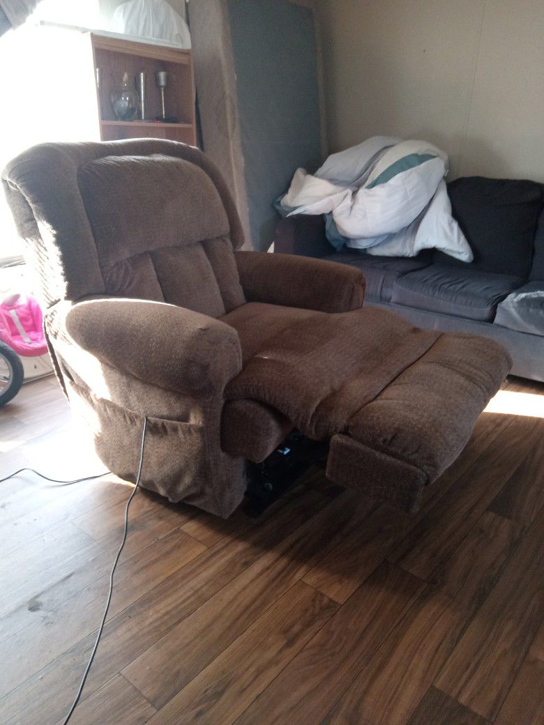 Tranquil EASE Lift Chair Recliner; Brown