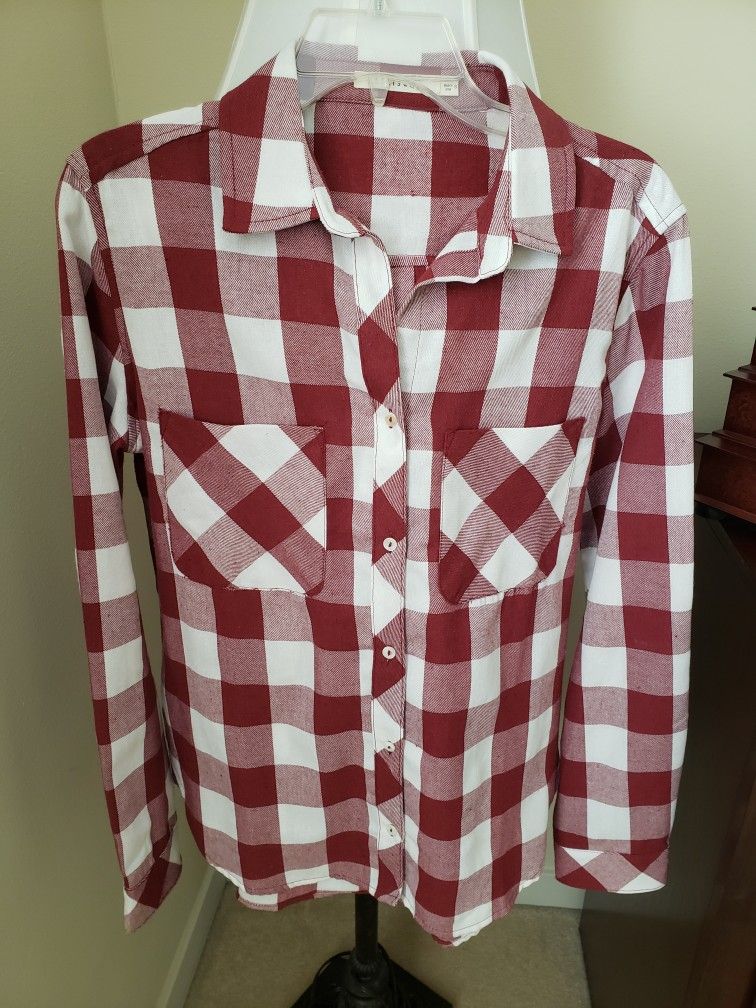 Long Sleeve Plaid Button Down Shirt