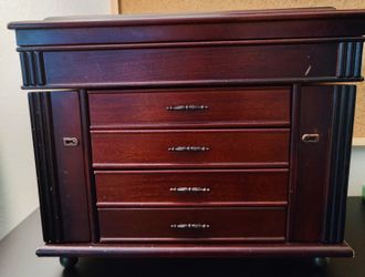 Jewelry Box With 4 Drawers And Mirror