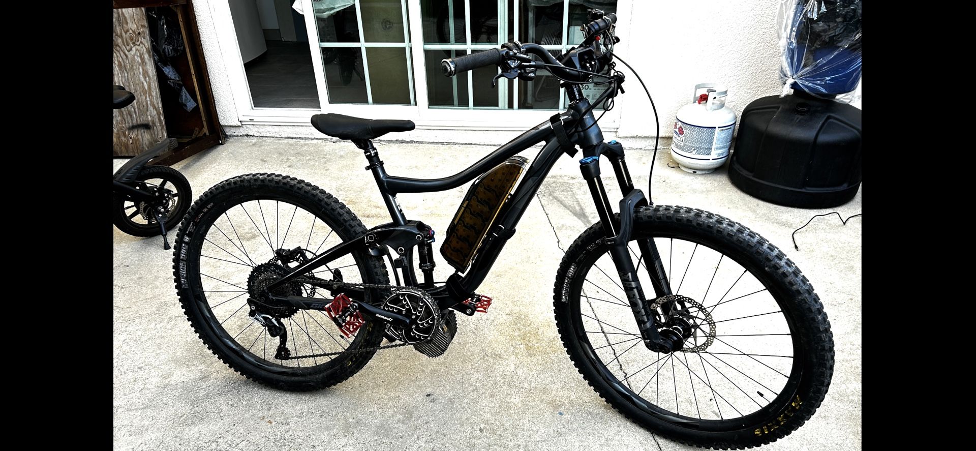Stolen! $300 Reward  - 2019 Giant Trance Mountain Bike 27.5 Dual Suspension E-bike Conversion Mid drive Bafang Luna Ludicrous