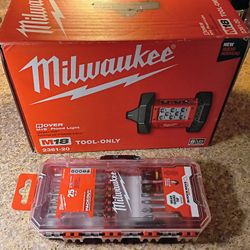 MILWAUKEE M18 ROVER FLOOD LIGHT BUNDLE $90