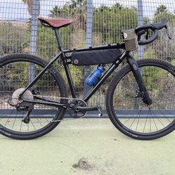 State Bike co All Road 6160 Black label-Gravel Bike